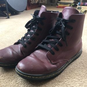 Dr. Martens Newton Boot Women’s size 8